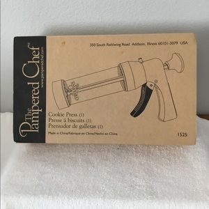 Pampered Chef cookie press #1525 new in box excellent condition